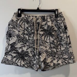 Men's Tropical Print Flat Front Shorts in Cream and Black